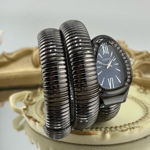 Serpenti Wrap Bracelet Watch – Black-Gray Tone / Dark Blue Dial ✨